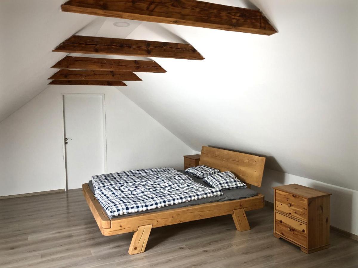 Mezonetovy Apartman S Terasou Na Samote V Lese Vlkava Eksteriør bilde