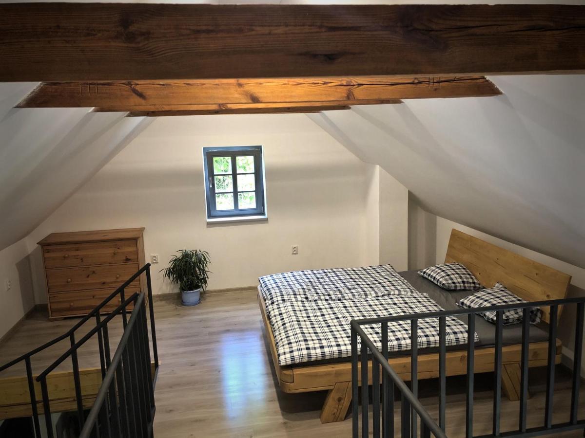 Mezonetovy Apartman S Terasou Na Samote V Lese Vlkava Eksteriør bilde