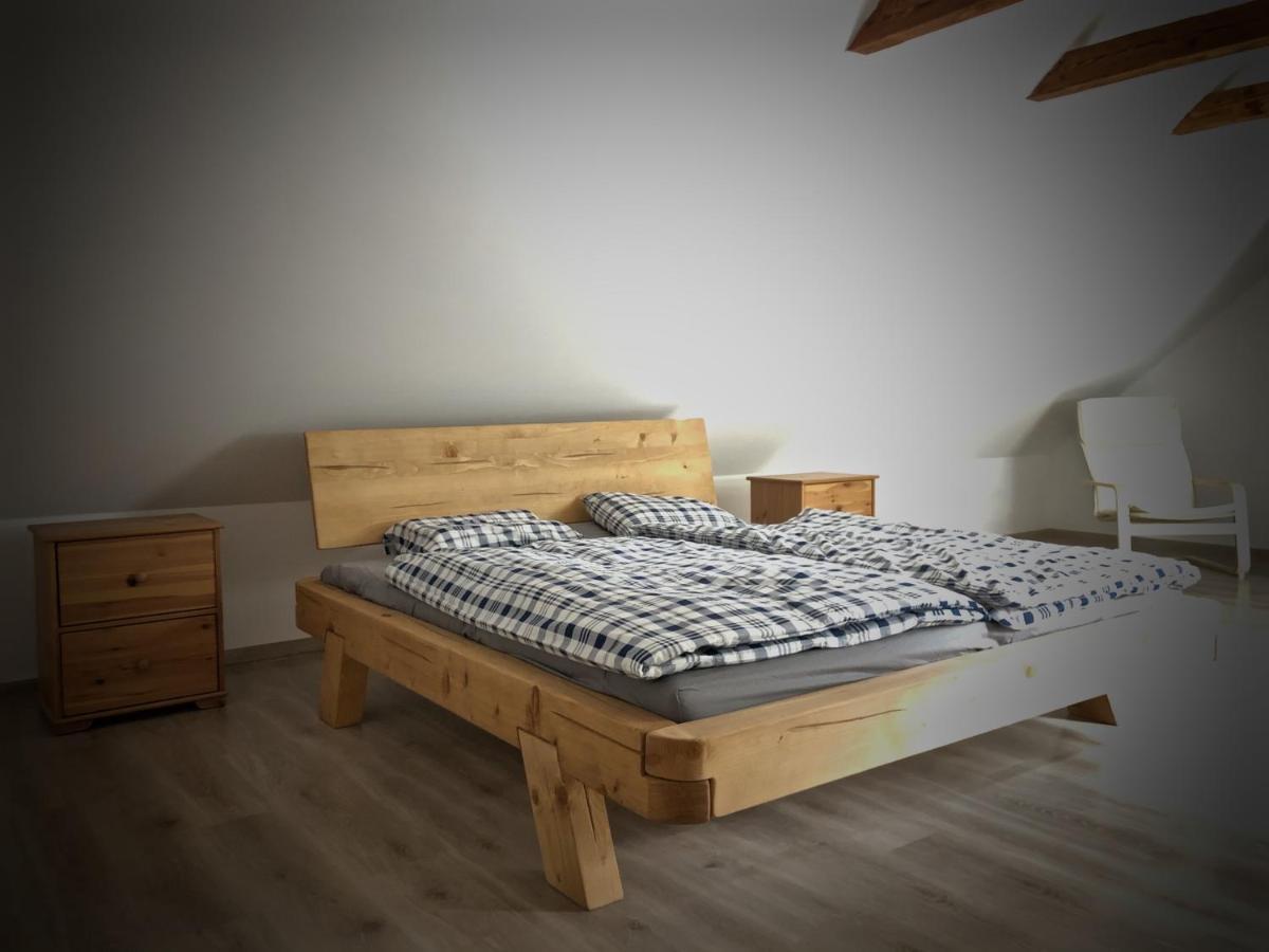 Mezonetovy Apartman S Terasou Na Samote V Lese Vlkava Eksteriør bilde